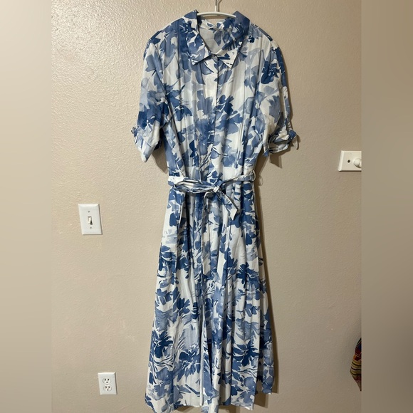 Calvin Klein Blue and White Cuffed Sleeve Sundress - Picture 2 of 3